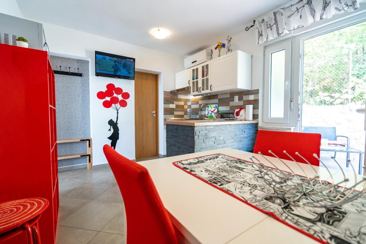 Stara Baska Apartments Экстерьер фото