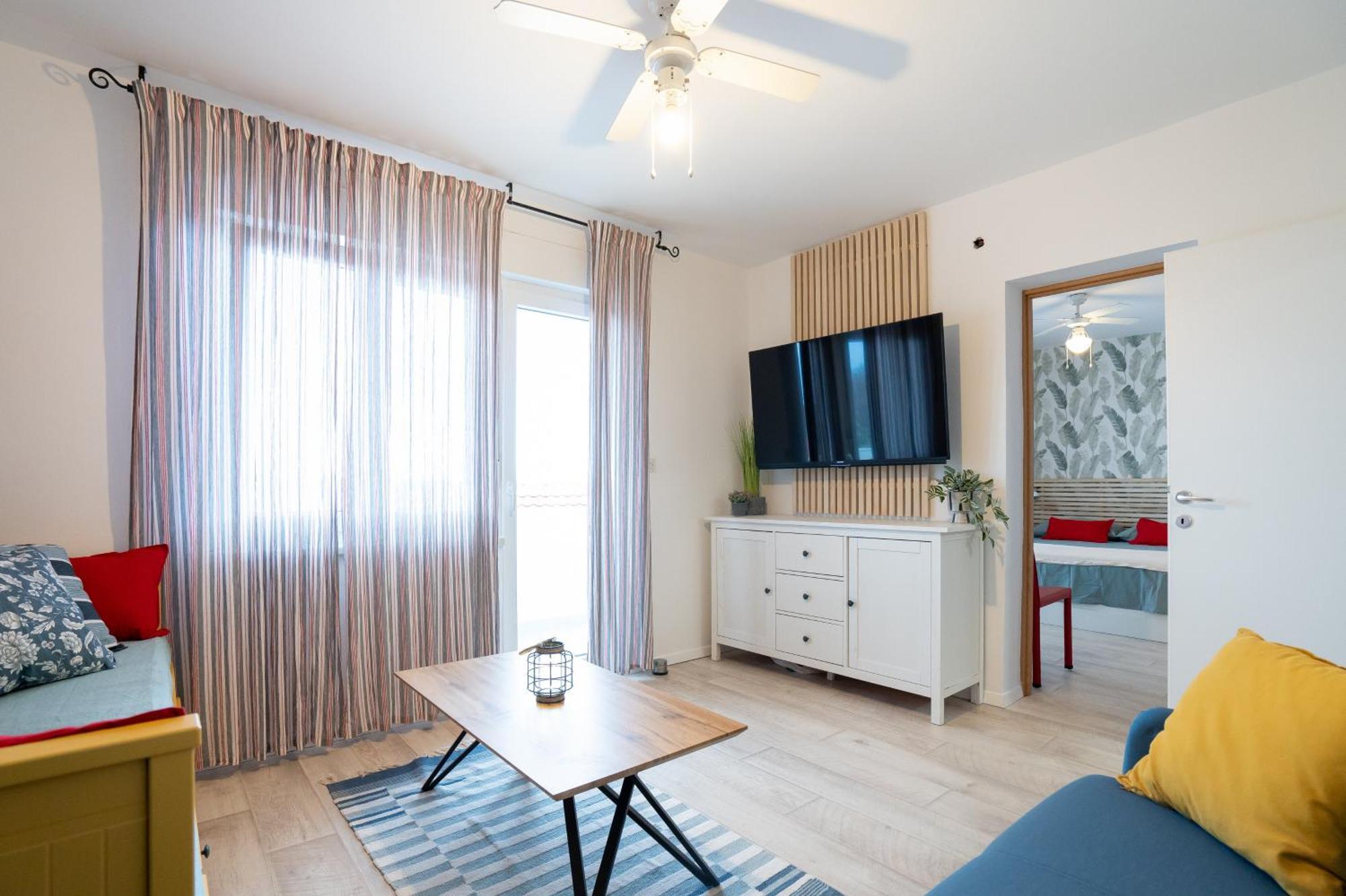 Stara Baska Apartments Экстерьер фото